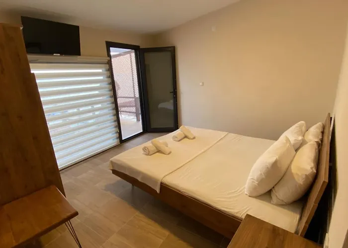 Elma Bungalow * Ayvalı