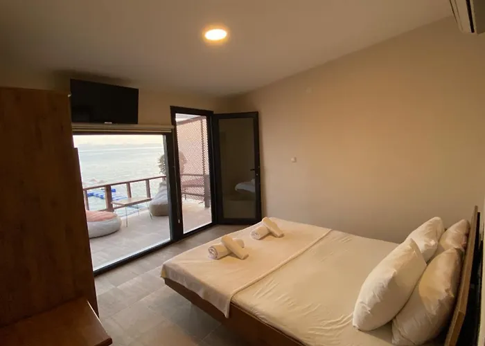 Elma Bungalow * Ayvalı